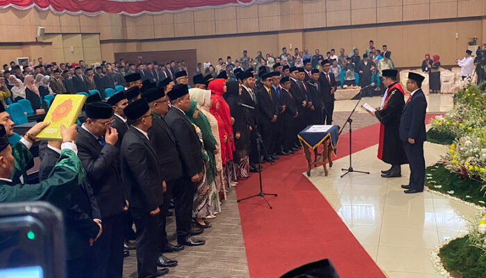 50 Anggota DPRD Kabupaten Tasikmalaya Resmi Dilantik, Cecep Nur Yakin jadi Ketua Sementara