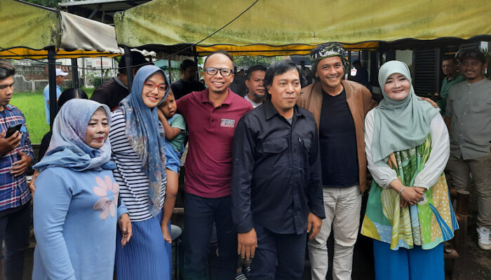 Komeng untuk Pasangan Viman Diky “Yang Lain Semakin Ketinggalan”