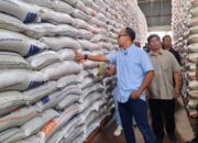 Tinjau Gudang Bulog, Viman Minta Prioritaskan Pembelian Gabah Petani Tasikmalaya