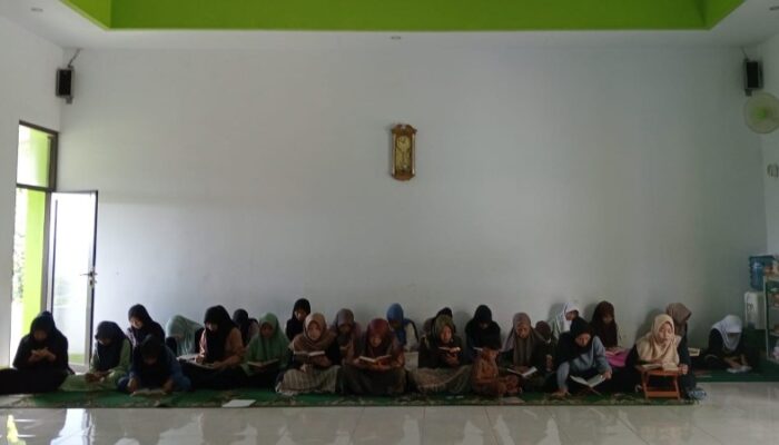 Doa’ Bersama untuk Negeri, Khotam Al-Qur’an & Bakti sosial