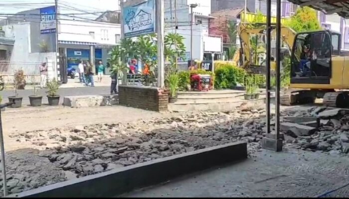 Salah Satu Pemilik Usaha di Atas Saluran Irigasi Cimulu Akan Gugat Pemerintah