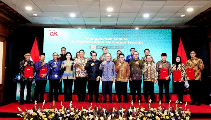 Perkuat Tata Kelola dan Karakteristik Keuangan Syariah, OJK Kukuhkan KPKS