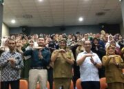 dr. Gia Pratama Ajak Warga Kota Tasikmalaya ‘Jatuh Cinta Lagi’ pada Buku