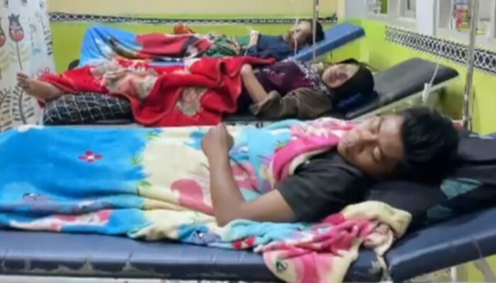 Pasien Puskesmas Taraju Membludak, Isu Keracunan Mencuat