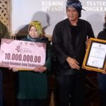 Dua Seniman Kota Tasikmalaya Dapat Anugrah dari Dewan Kesenian Kota