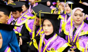 714 Mahasiswa Unigal Resmi Diwisuda, Nilai Luhur Budaya Kegaluhan jadi Pesan