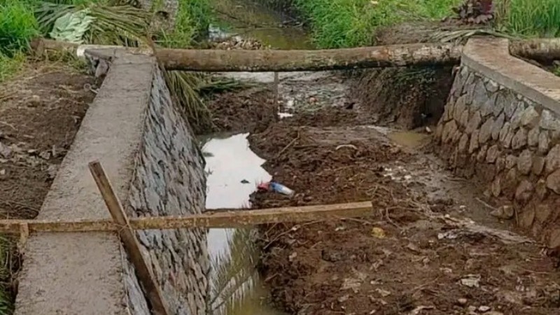 Polemik Normalisasi Irigasi Cikalang 2 Belum Usai, Masyarakat Temukan Dugaan KKN Ditubuh Pelaksana Proyek